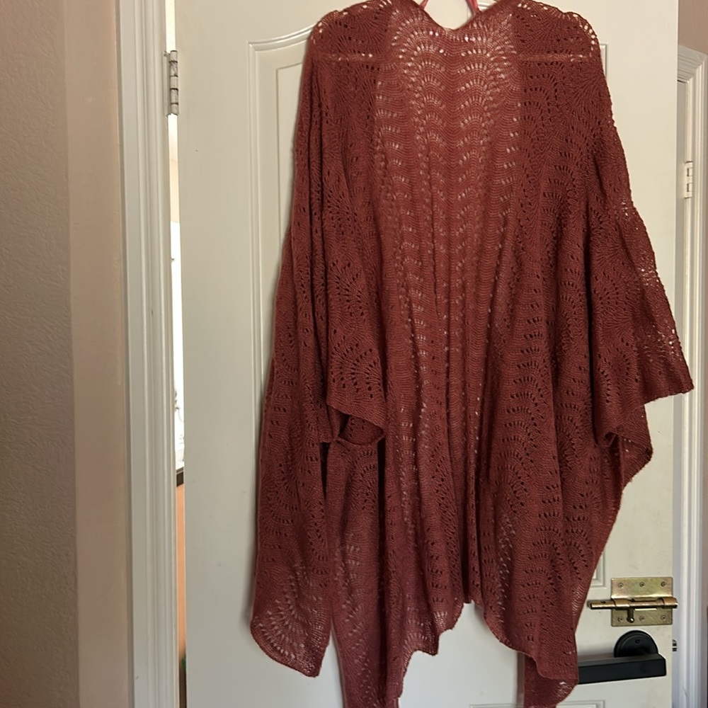 NWOT Lauren Conrad Knitted Shall - Picture 2 of 3